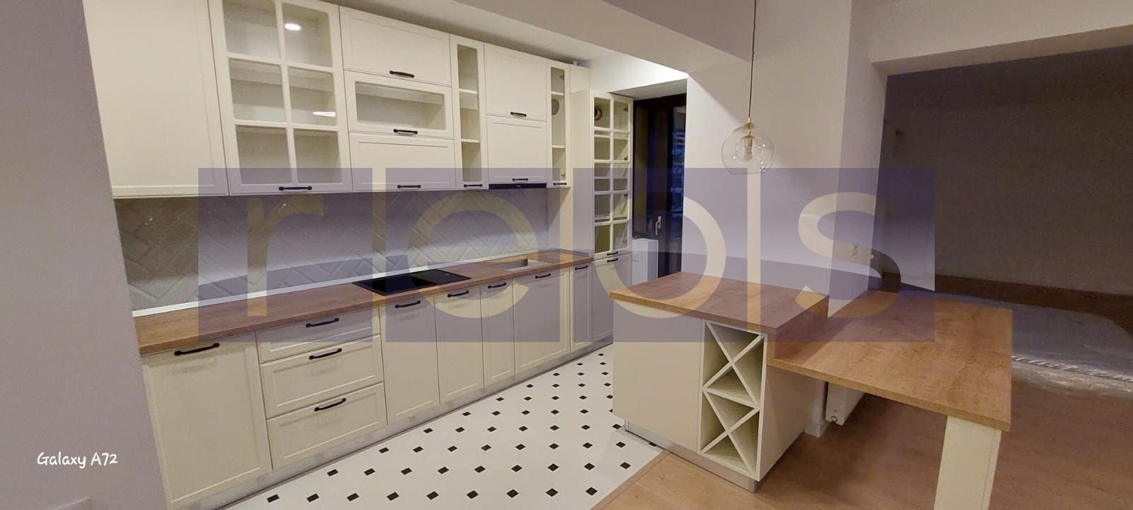 APARTAMENT 3 CAMERE CENTRAL PARK - Poză 2