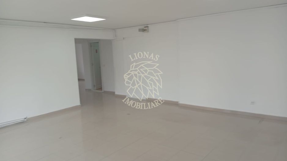 Spatiu comercial 80 mp-ideal farmacie, cabinet, banca-Zona A. Muresanu - Poză 2