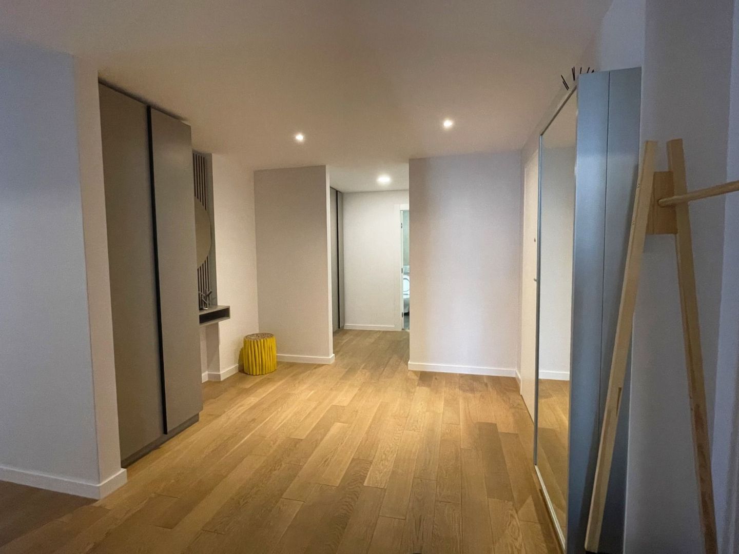 One Herastrau Towers | Zona de dressing | Apartament exclusivist | Lux - Poză 7