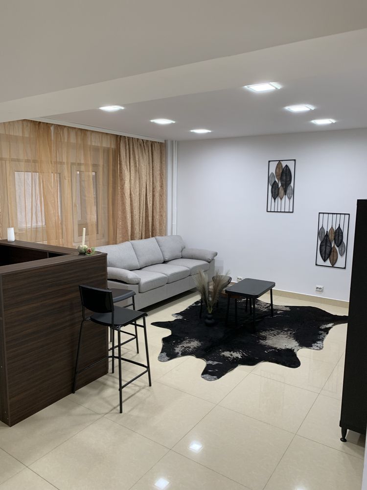 Apartament 3 camere de închiriat Timpuri Noi - Poză 1