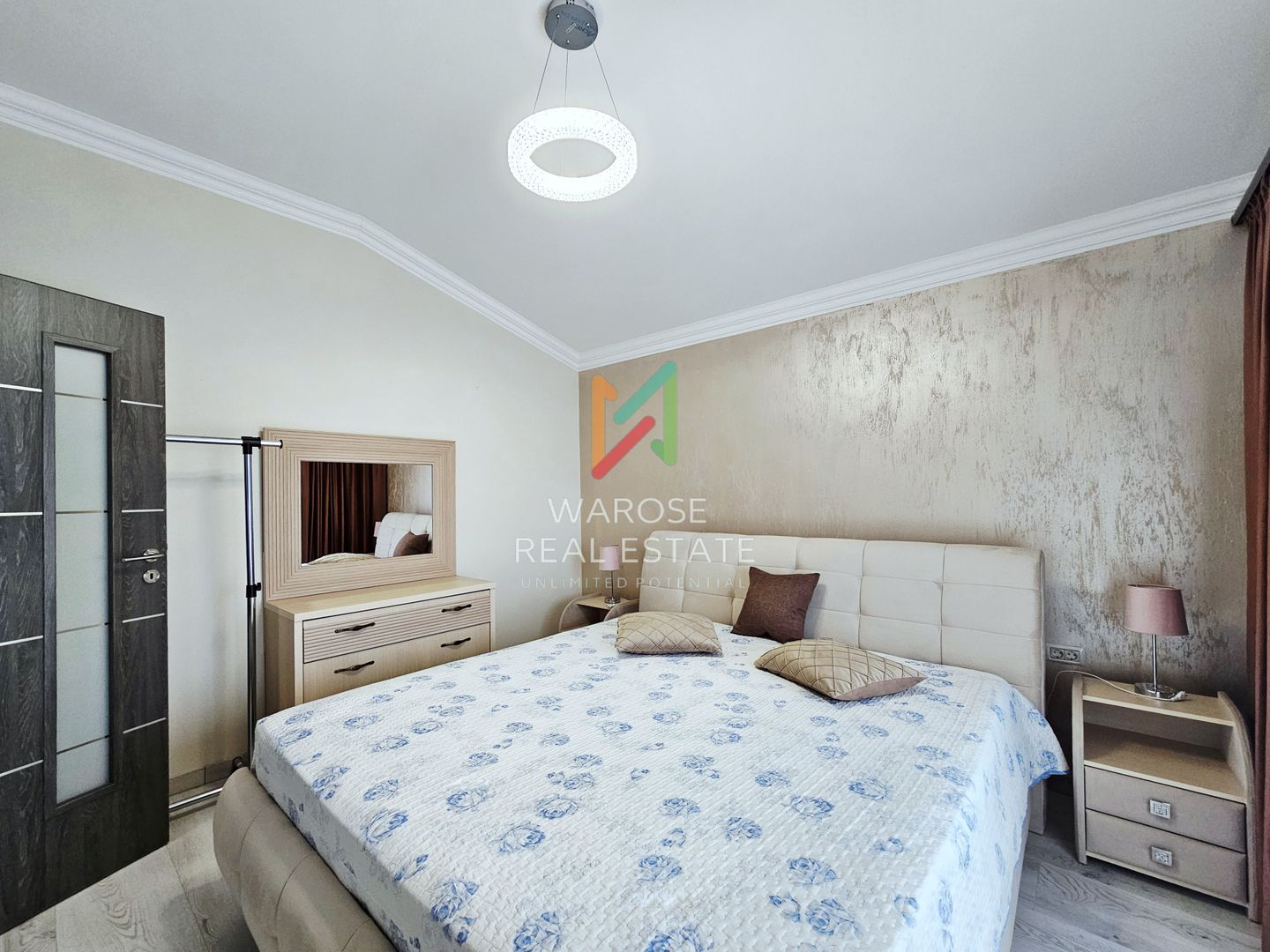 Apartament tip penthouse | Tractorul-Coresi | Terasă 97 mp - Poză 3