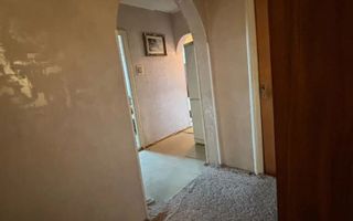 De vânzare: apartament 3 camere-Drumul Taberei-metrou-Râul Doamnei - Poză 4