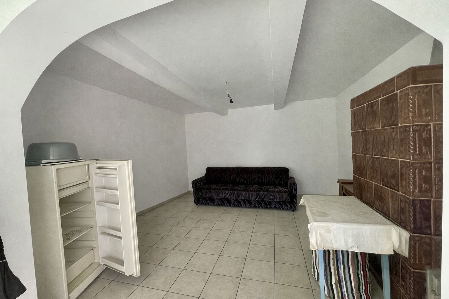 CASA RENOVATA + TEREN 3100 MP | CURTE SI GRADINA | FRATAUTII NOI - Poză 2