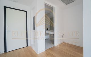 Stațiunea Mamaia - Vânzare apartament cu 2 camere, 2 bai cu vedere la mare. - Poză 9