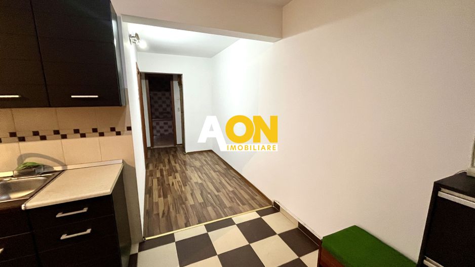 Apartament cu 3 Camere, Decomandat, Zona Tolstoi - Poză 3