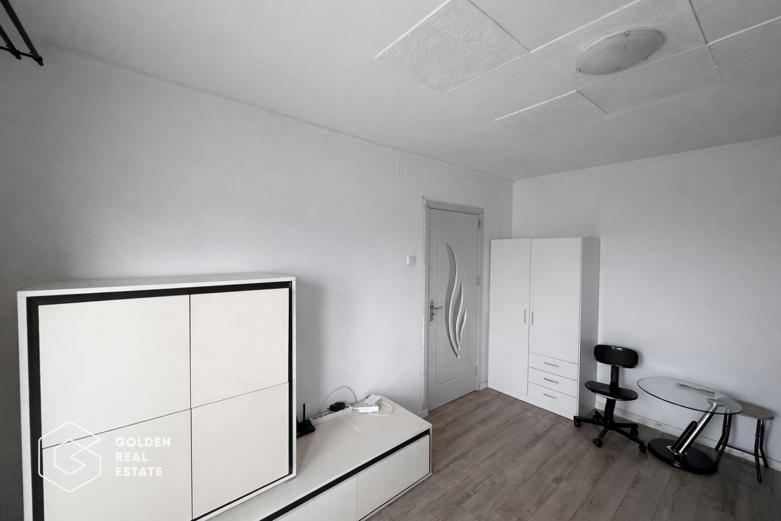 Apartament recent renovat, o camera, Piata Mica, balcon, etaj 4 - Poză 4