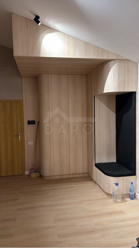 Penthouse de vanzare finisat complet utilat si mobilat! - Poză 1