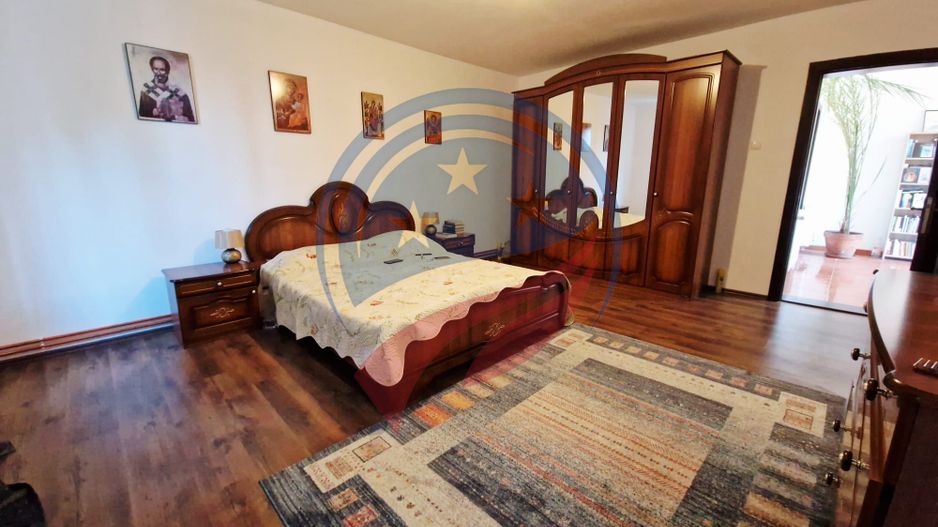 CASA P +E  5 camere -Cosoveni - Poză 6