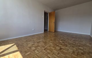 2 Camere-52mp-Balcon-Lift Nou-Anvelopat-Zona-Garii-Renovat - Poză 3