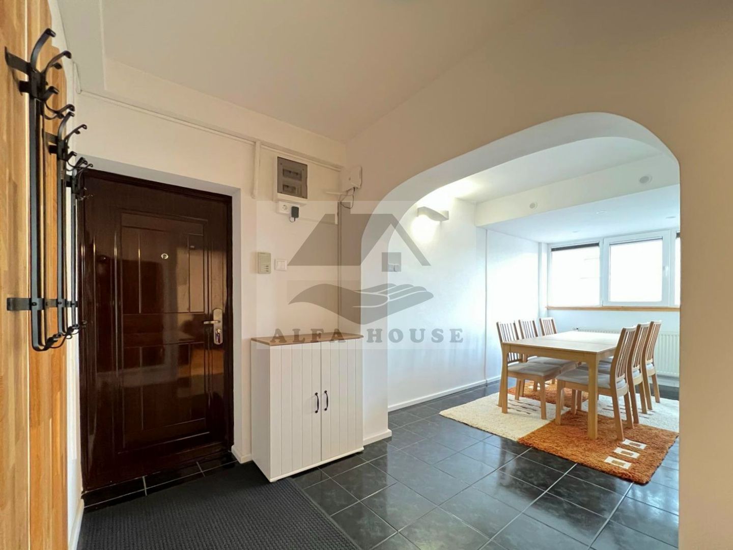 Apartament cu trei camere, Central Brasov - Dealul Melcilor , etaj 1 - Poză 2