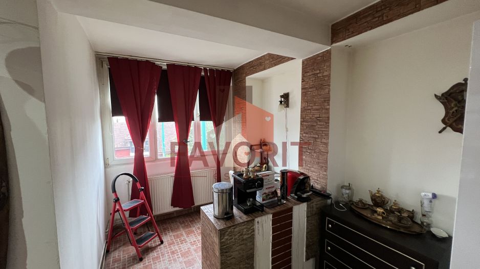 Apartament 3 camere decomandat |2 Bai | Boxa la subsol | Zona Soarelui - Poză 2