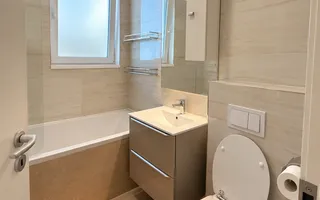 Dumbrăvița | 3 Camere | 76,6 mp | Grădină 46.5 mp | 2 Băi | Dressing | 2 Parcari - Poză 22