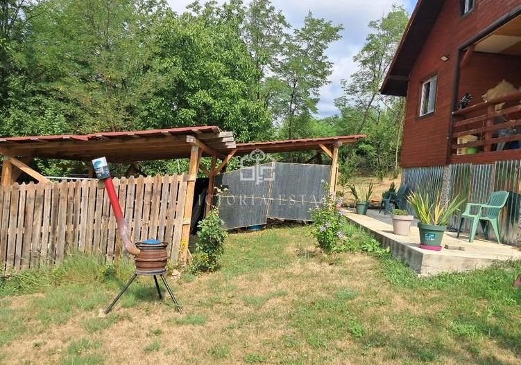 Casa si teren 2000 mp - Poză 13