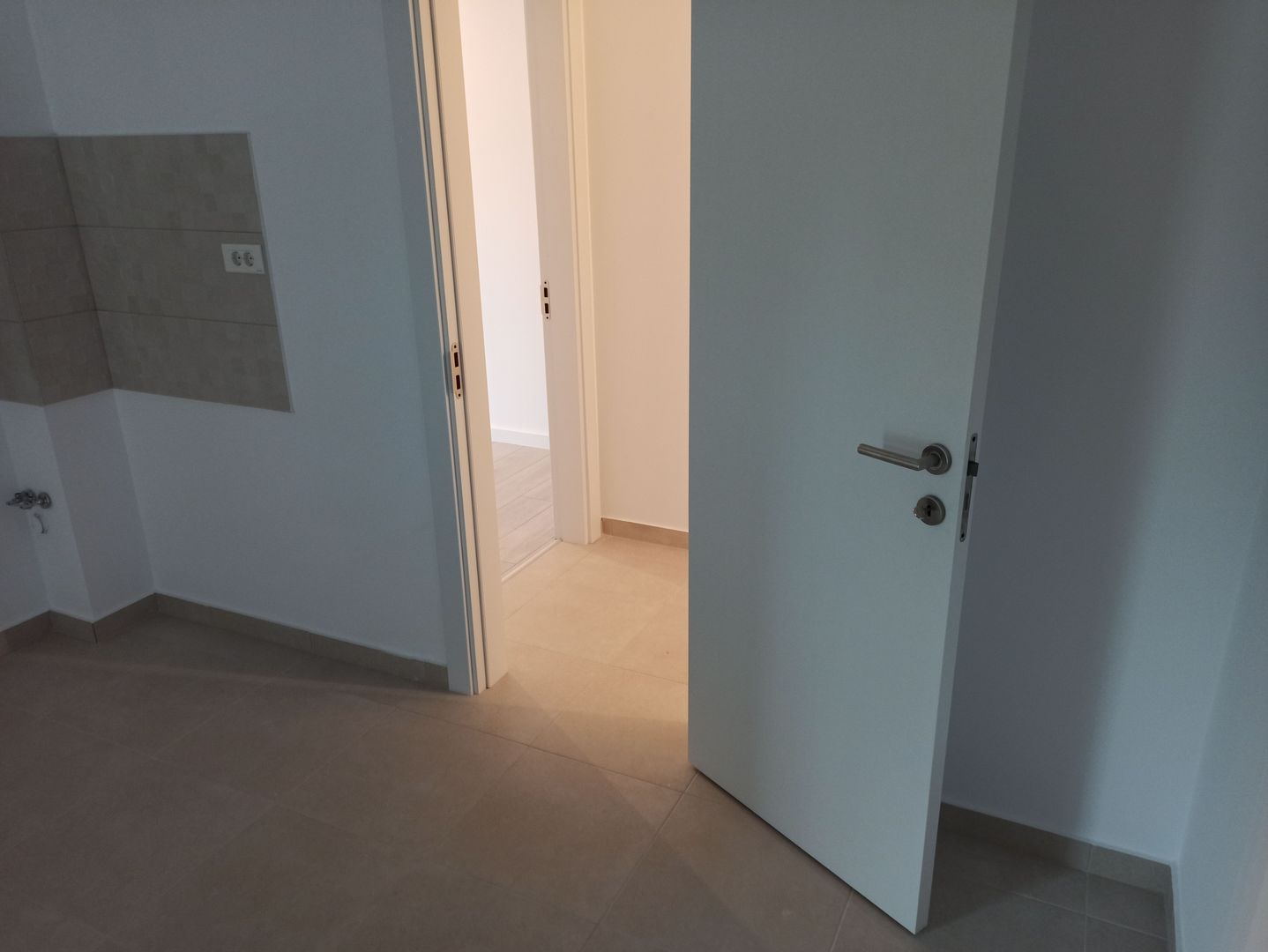 2camdec.modern/sec4,Mall Grand Arena - Poză 20