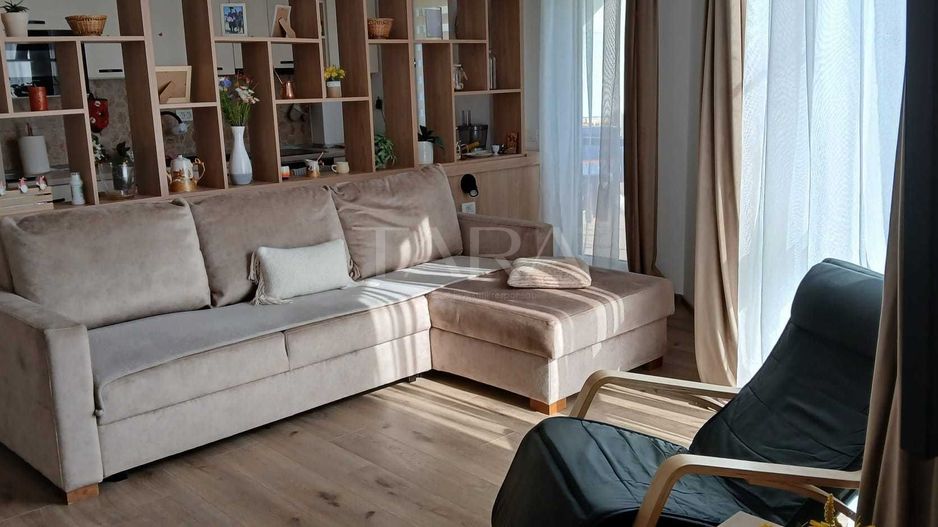 Apartament modern cu 2 balcoane – Urbano Panoramic, zona Vivo. - Poză 1