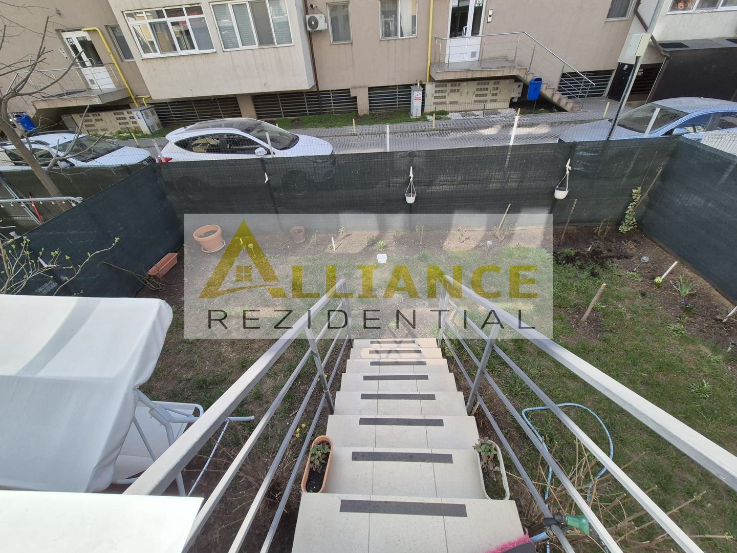 METROU BERCENI -APARTAMENT 2 CAMERE CU GRADINA - Poză 2