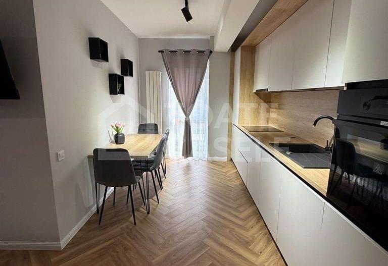 Apartament modern cu 3 camere si gradina – Floresti, zona Terra - Poză 1