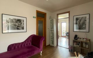 Clădire cu destinație comercială, situată într-o zonă Centrala! - Poză 12