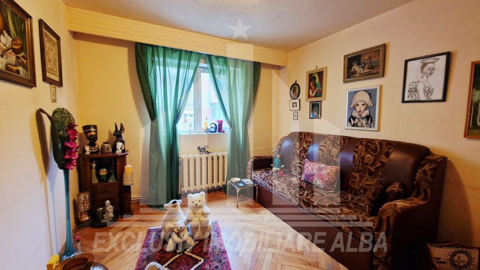 Apartament 3 camere | De vanzare | Etaj 1 | 67 mp | Cetate - Poză 3