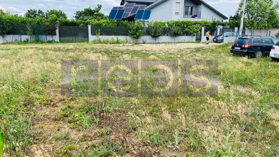 TEREN DE VANZARE CREVEDIA SAMURCASI 500 MP - Poză 1