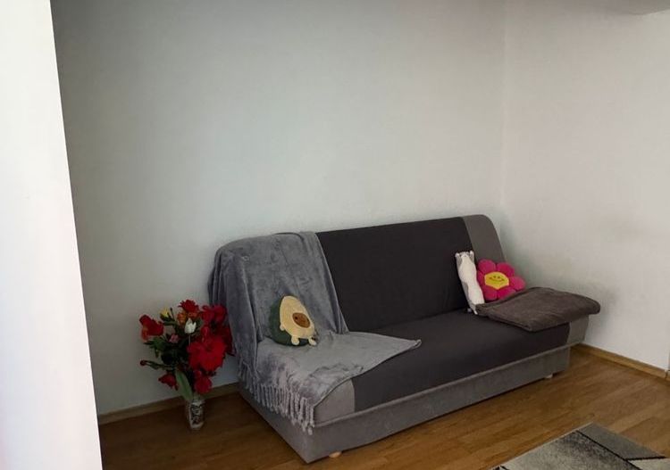 Apartament cu 2 camere zona micro39C - Poză 2