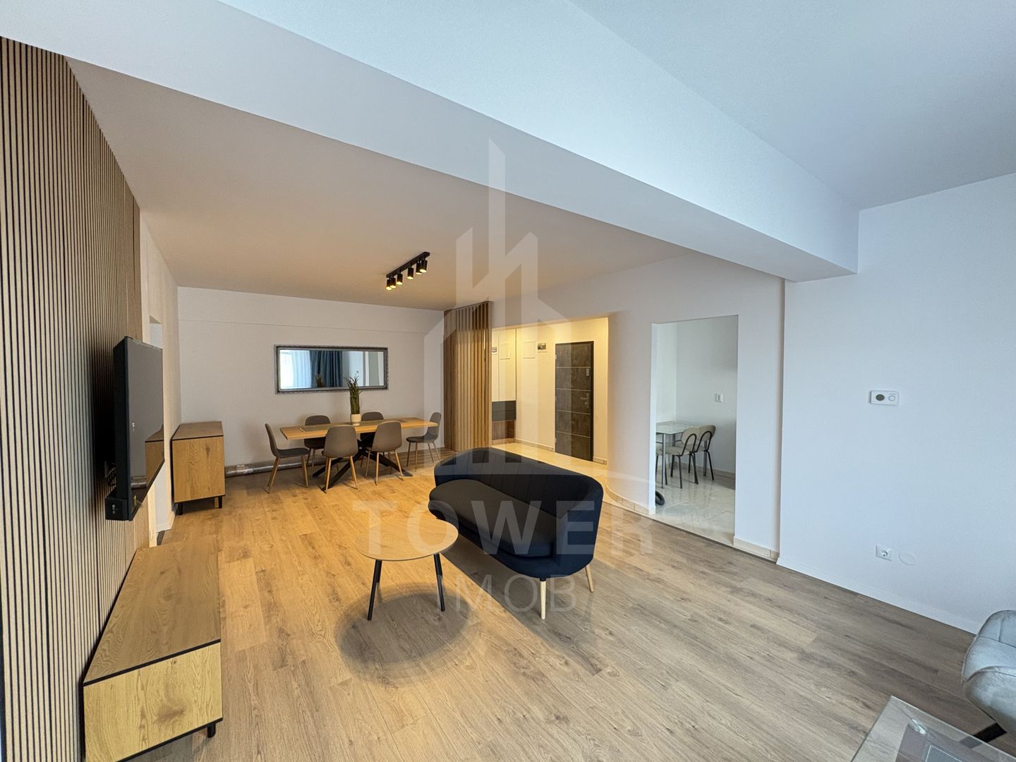 Apartament de Lux cu 3 Camere pe Str. Oituz – Garaj & Terasă - Poză 3