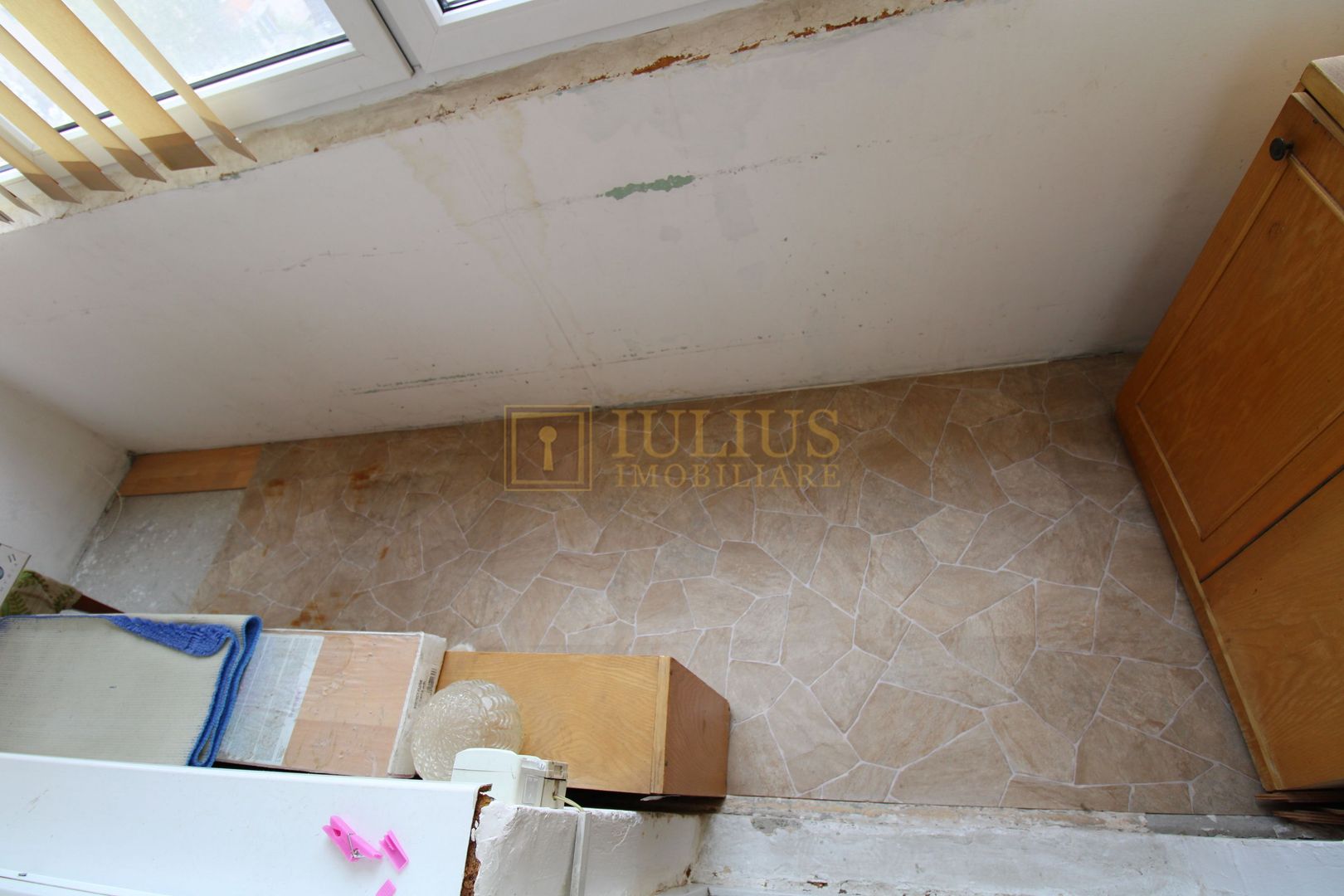 Apartament 3 camere, decomandat, 2 bai, zona Aradului - Poză 10