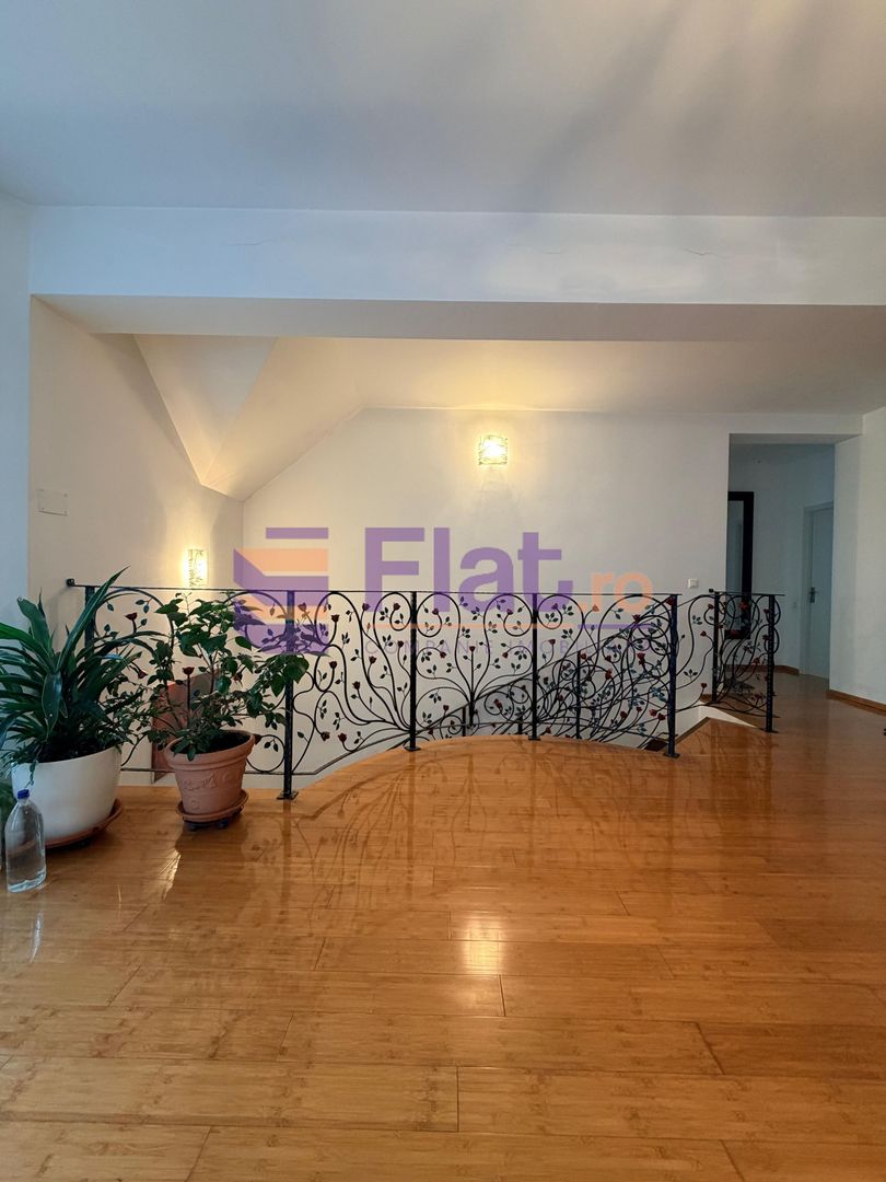 Casă spațioasă și elegantă cu teren  – Sânpetru - Poză 23