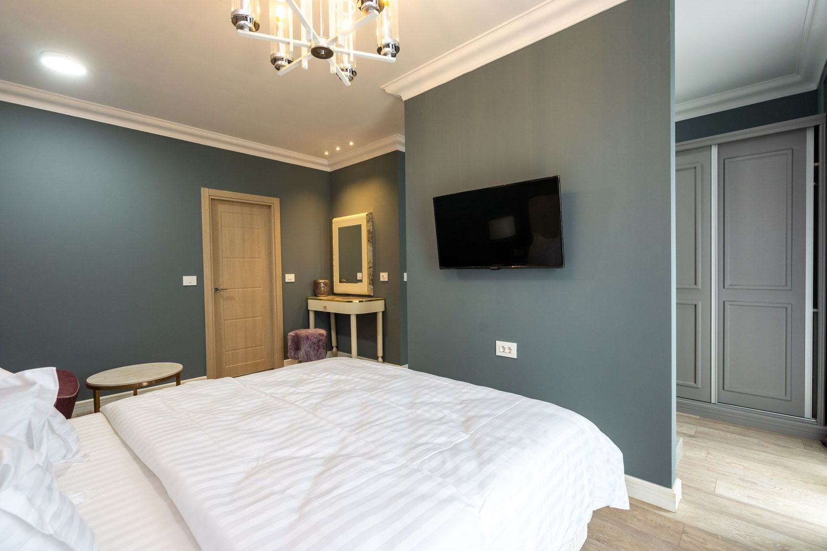 COMISION 0% - Apartament 3 camere lux, 3 bai, terasa 25mp, loc parcare,Herastrau - Poză 9