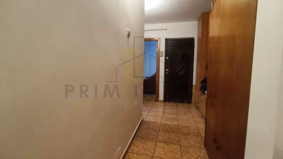 3 Camere, Decomandat Nicolina / Prima Statie din Podu Ros - Poză 7