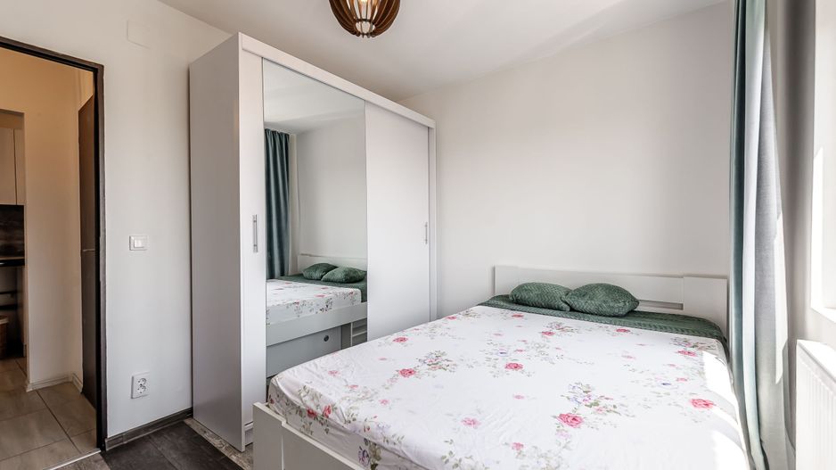 VANDUT! Apartament decomandat 3 camere - Vlaicu - Complet Renovat - Poză 3