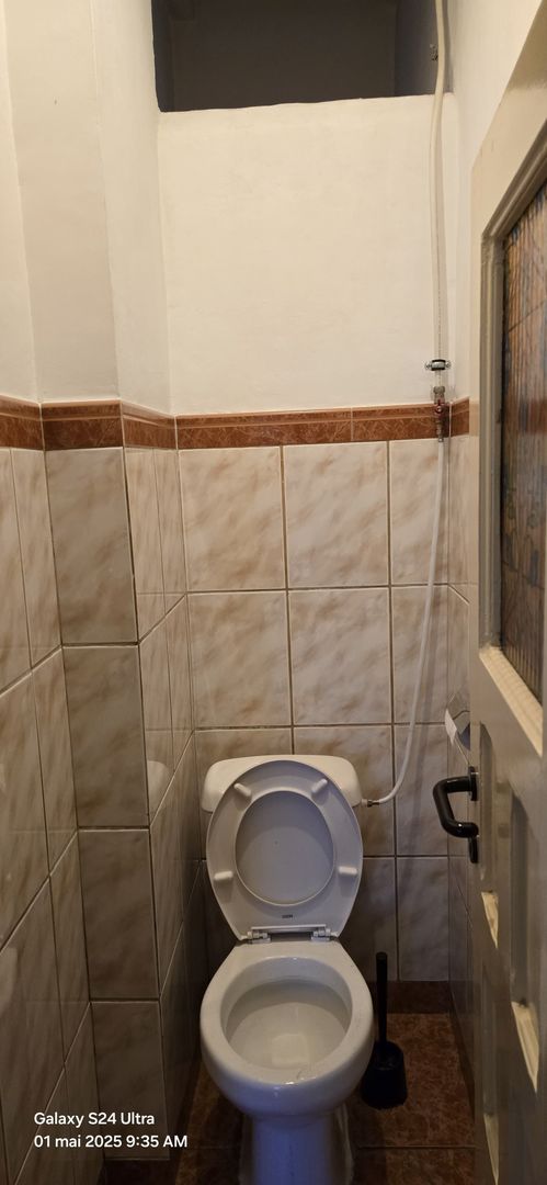 Apartament 3 camere decomandat  Hala Traian - Poză 2