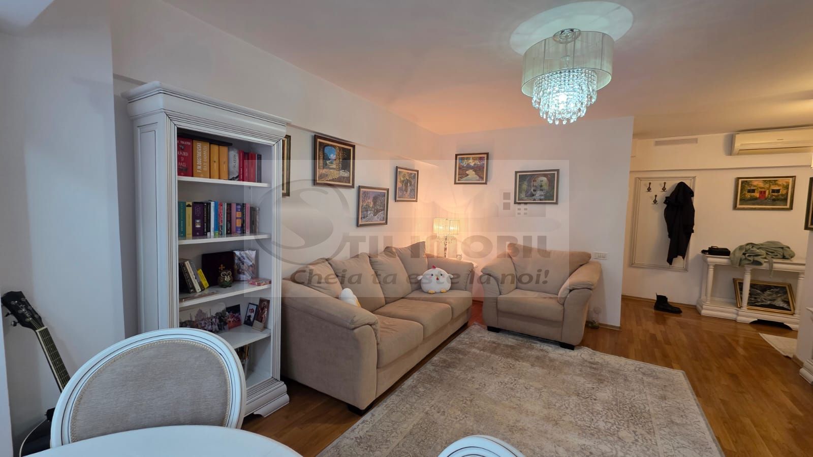 Apartament 3 camere - Centru - 77mp - 2bai - Poză 1