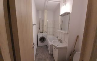 Garsonieră spațioasă, bloc anvelopat, zona Sebastian – Vulcan-Pet friendly - Poză 2