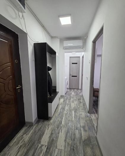 Apartament 2 camere decomandat, zona 1 Mai - Poză 6