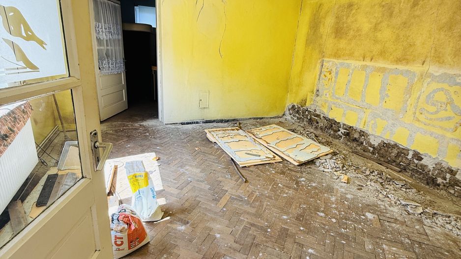 Ciarda Roșie | 2 case în curte | Teren 700 mp | Garaj | Toate utilitățile - Poză 13