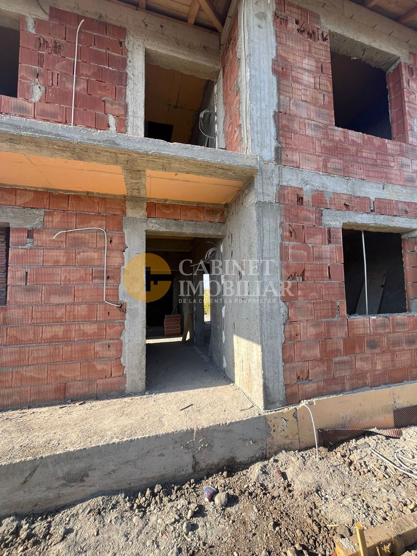 Vila 5 Camere 415 MP TEREN PLATOU BELDIMAN - Poză 6