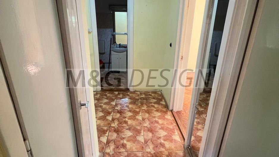 Ap 2 cam , zona Circumvalatiunii, etaj intermediar, decomandat - Poză 11