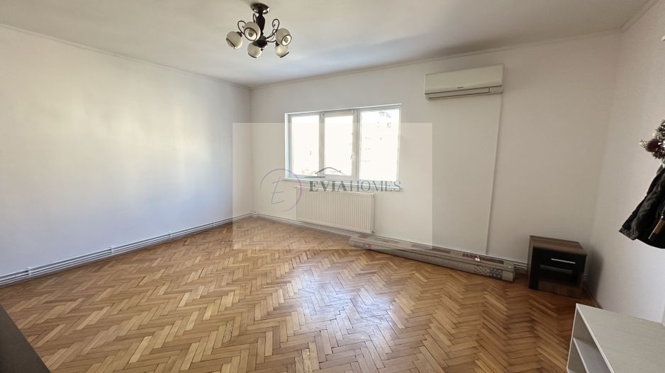 3 camere decomandate/Zona Bibliotecii Județene Octavian Goga - Poză 7