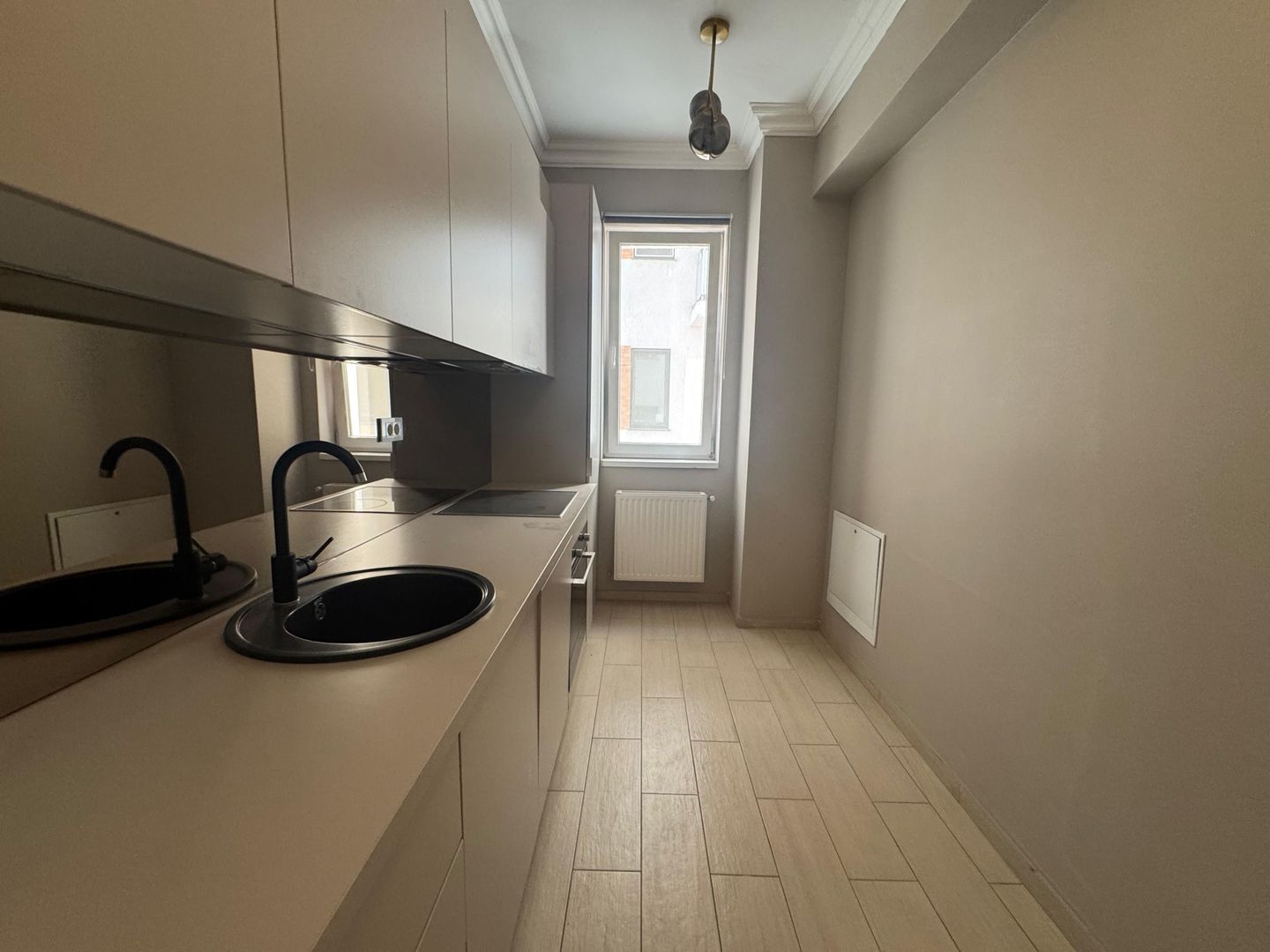 2 camere| BIHARIA- BANEASA| LOC DE PARCARE - Poză 8