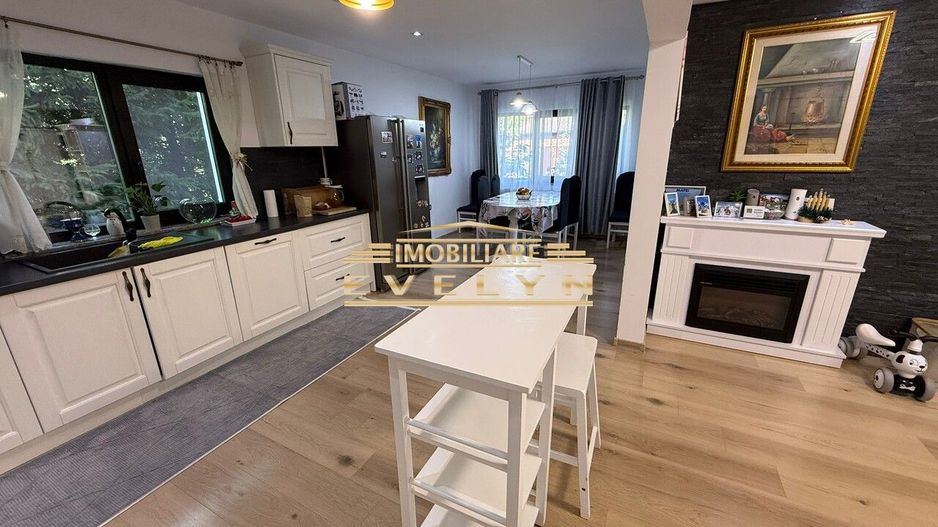De vânzare – Proprietate completă: casă + anexă + teren - Poză 5