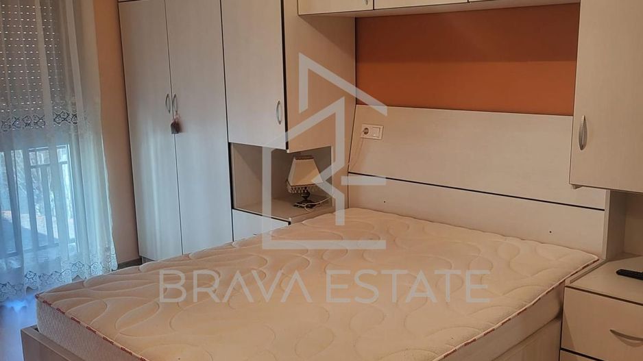 Apartament 3 camere, 70mp, intermediar, garaj, zona Intre Lacuri - Poză 1
