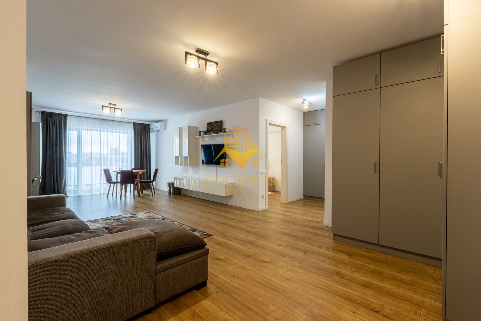 2 camere, modern,garaj, bloc nou, Scala zona Centrala, Bosch, Ntt Data - Poză 10