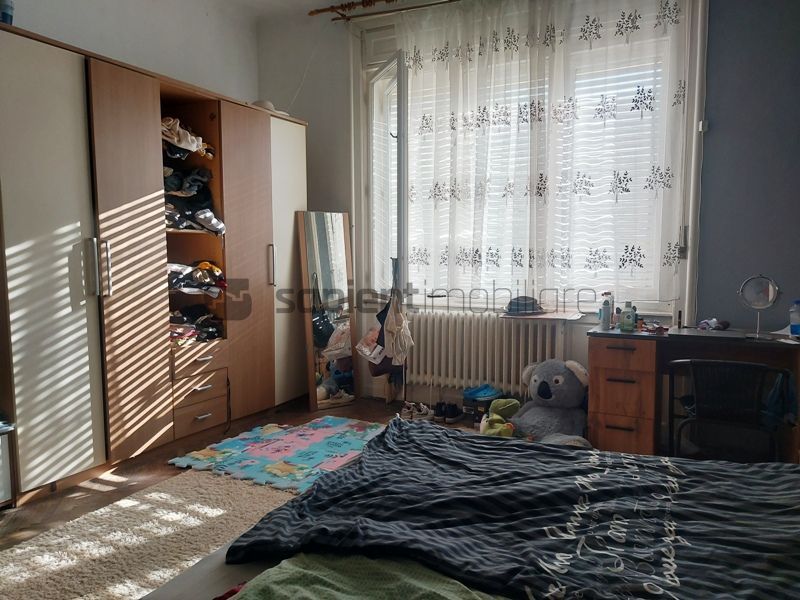 Apartament cu 3 camere la casa str.M.Eminescu - Poză 9
