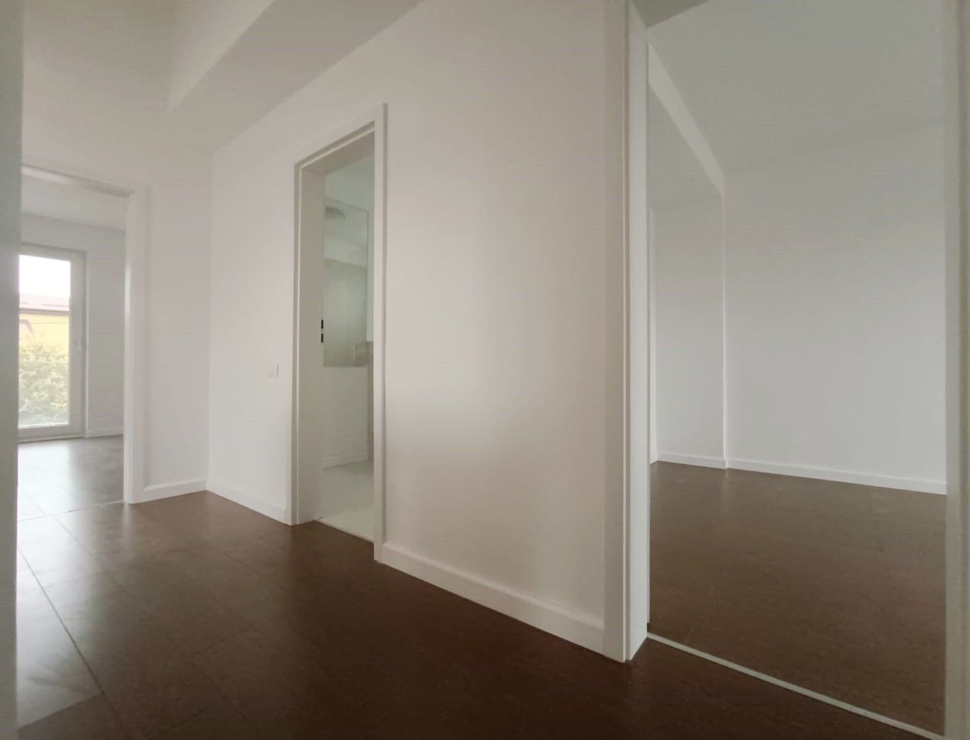 Vanzare casa moderna individuala zona rezidentiala Tunari - Poză 27
