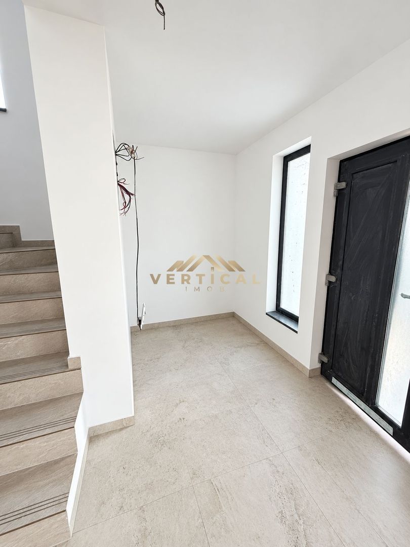 🏡 O casă pentru planurile familiei tale, în zona centrală - Poză 8