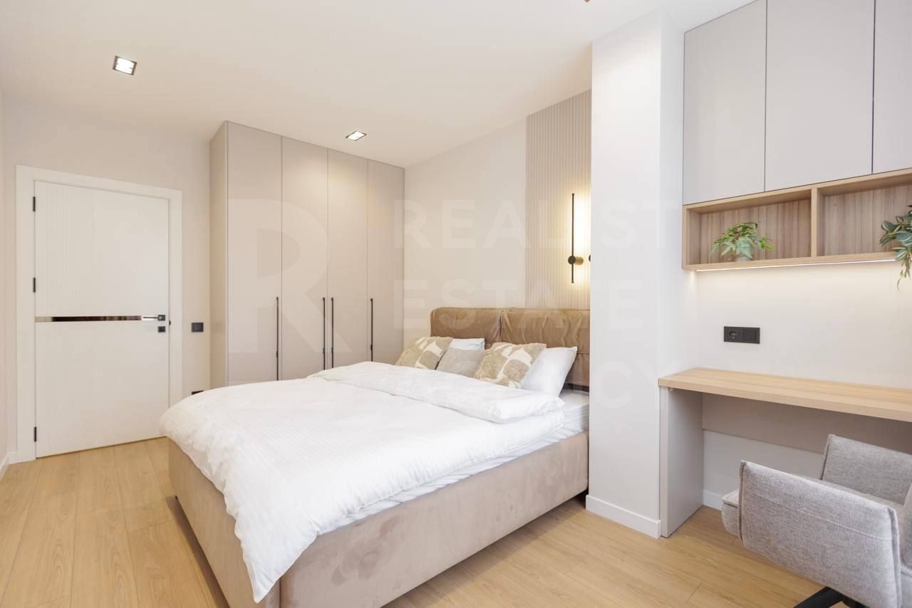 Vânzare, apartament, 4 camere, strada Ioana Radu, Buiucani - Poză 1