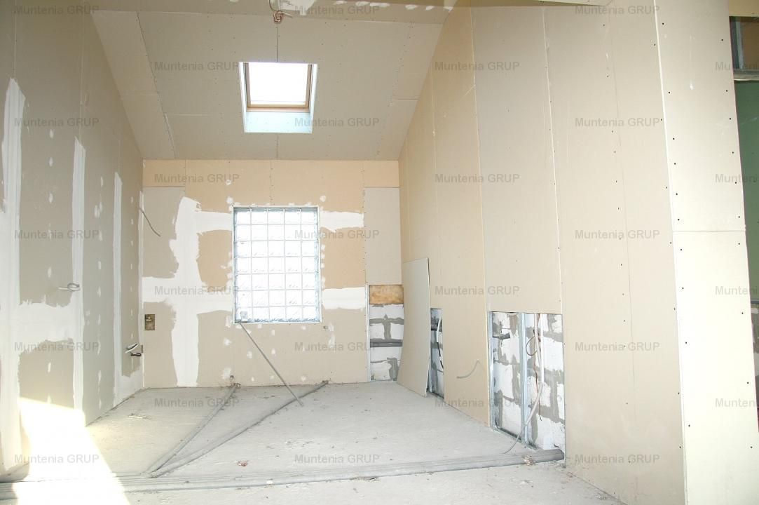 BUFTEA - central, vila D+P+E la pret de apartament - Poză 4