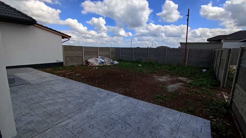 Sanandrei, Duplex Pe parter, Finisaje de Calitate, Perete Dublu Izolat - Poză 4