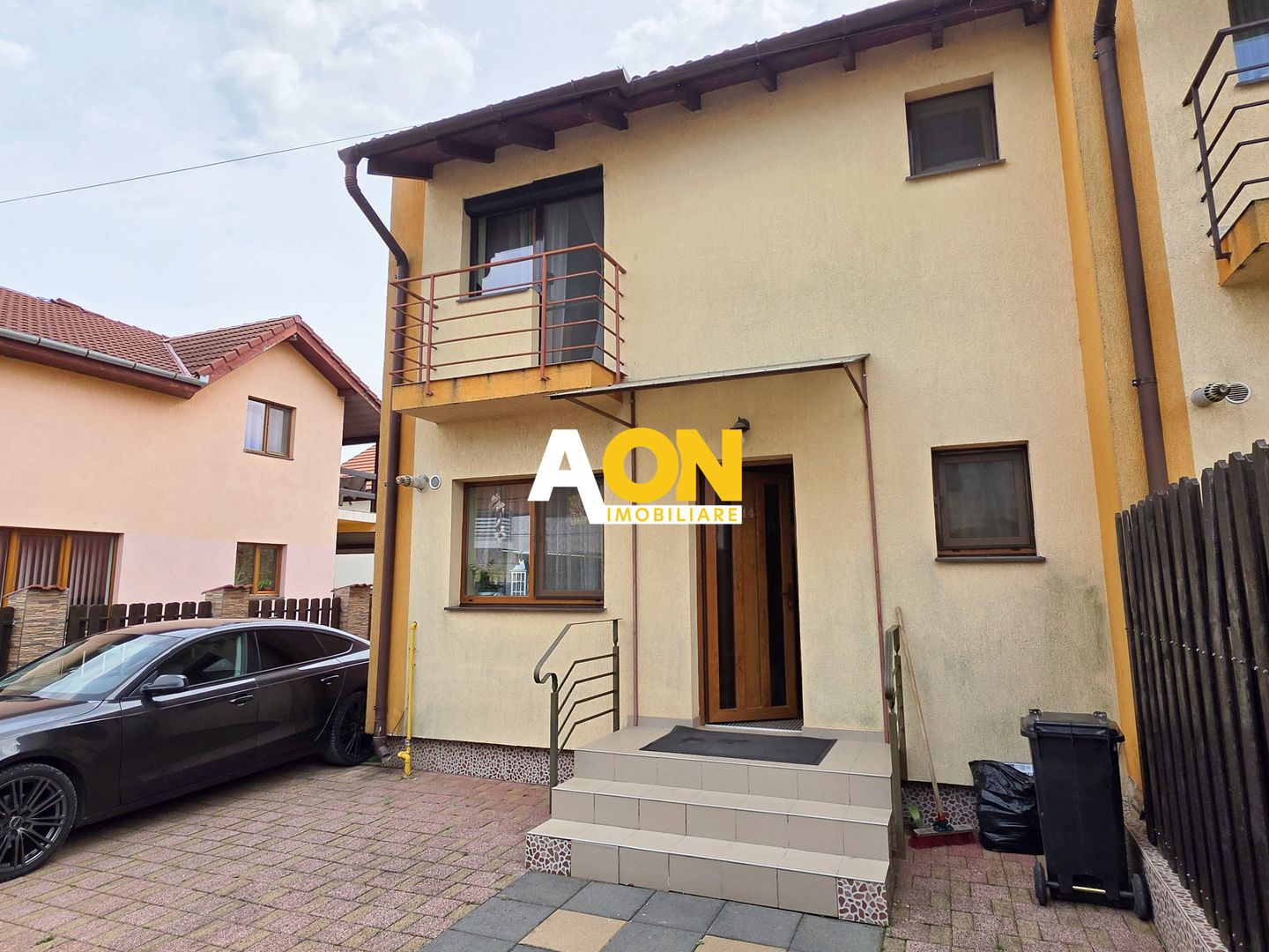 Casă tip duplex, mobilată, utilată, 3 camere, P+1, Alba - Micești - Poză 3
